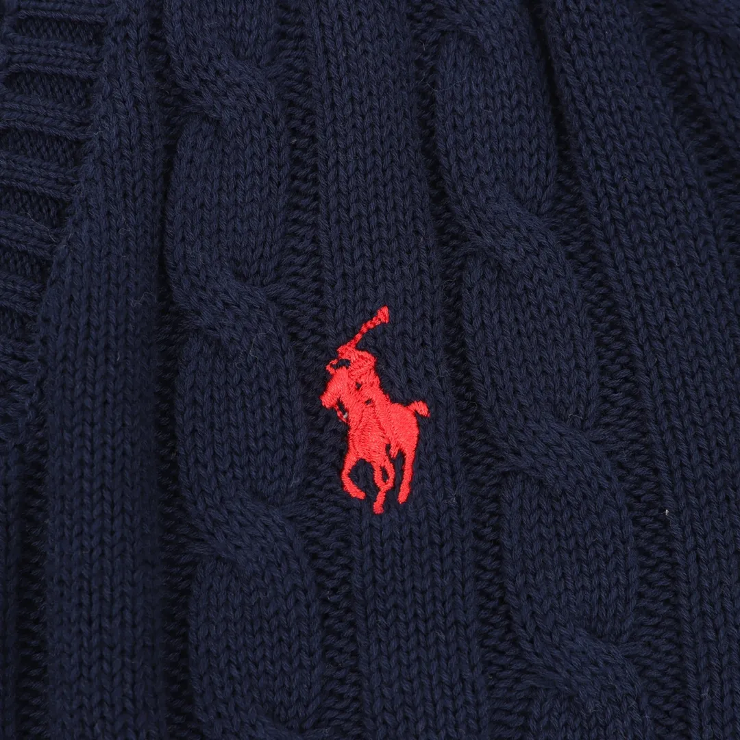 🅿️480 Ralph Lauren 25FW small label knitted sweetheart neck sweater Ralph Lauren (RALPH LAUREN) is the "American classic" brand in the fashion industry. Founded by Mr. Ralph Lauren in 1968, it is a high-end fashion brand with a strong American flavor. The styles are highly stylized and should be regarded as the clothing brand that best represents American culture (this can be seen from the fact that the uniforms of the US team in many Olympic Games have been provided by Ralph Lauren). Size: S-L